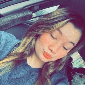 Meet your Posher, Marissa